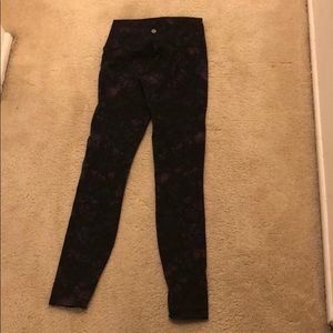 Lululemon workout pants